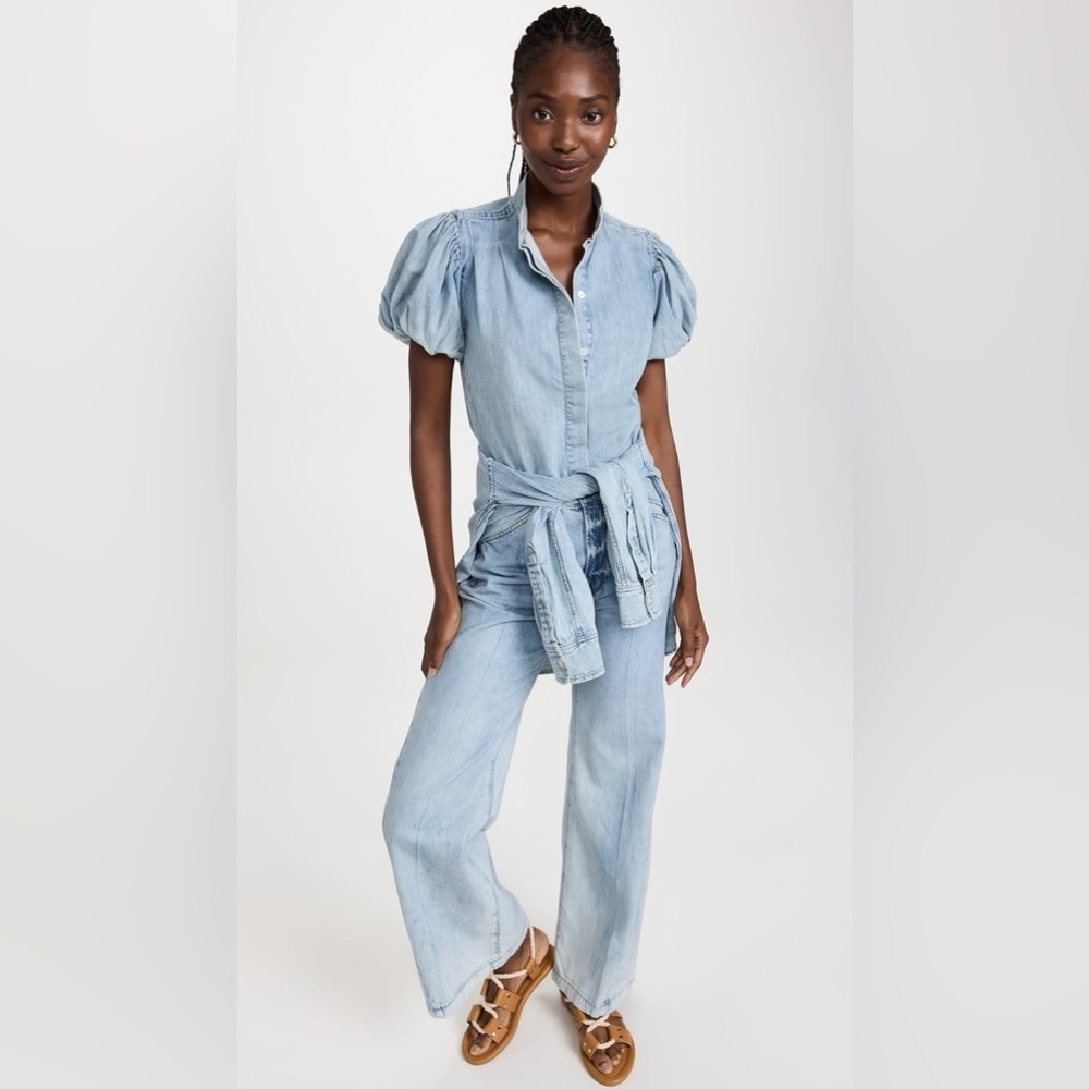 FRAME  Pleated Puff Sleeve Top in Cresthaven